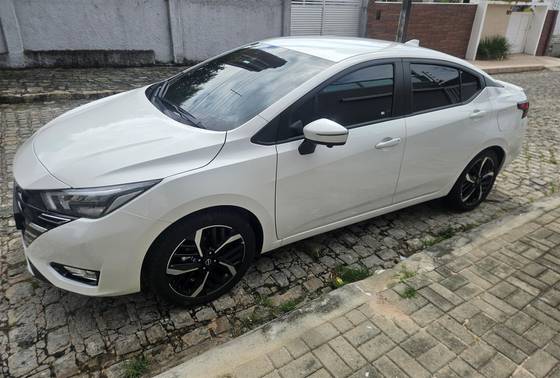NISSAN VERSA 1.6 16V FLEX EXCLUSIVE XTRONIC